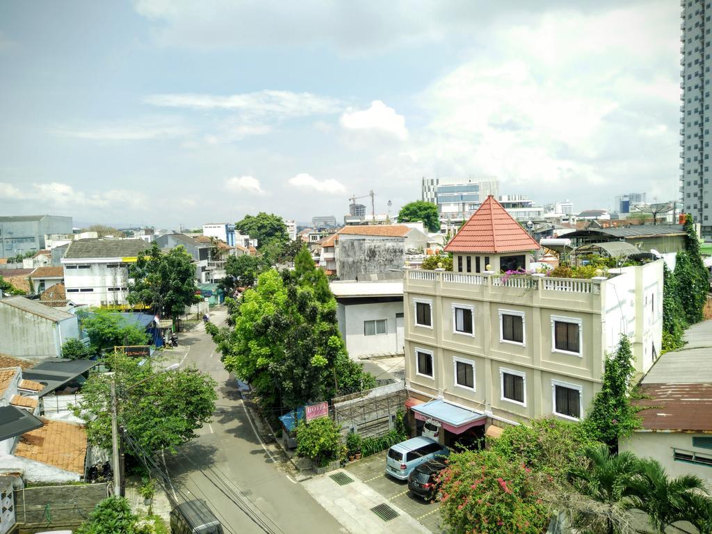 Sentra Inn Bandung Esterno foto