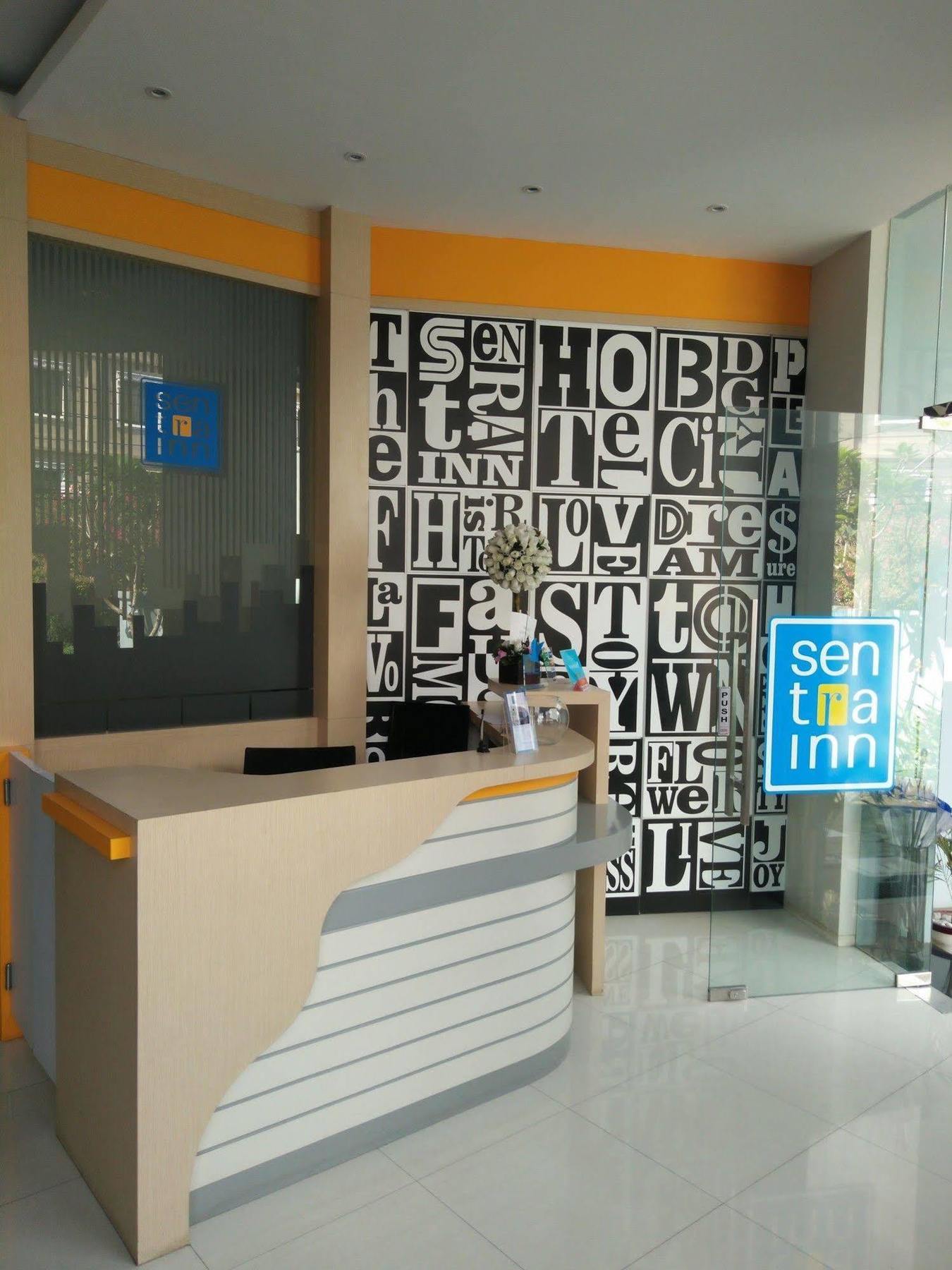 Sentra Inn Bandung Esterno foto